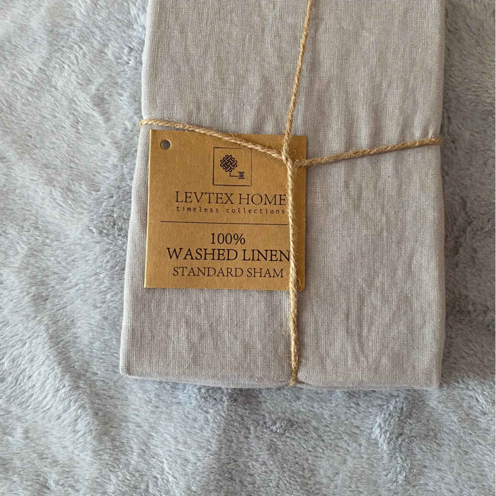 Levtex Home 1  Washed linen  grey standard sham with flange